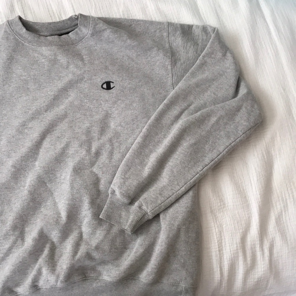 Grey champion crew neck sweatshirt